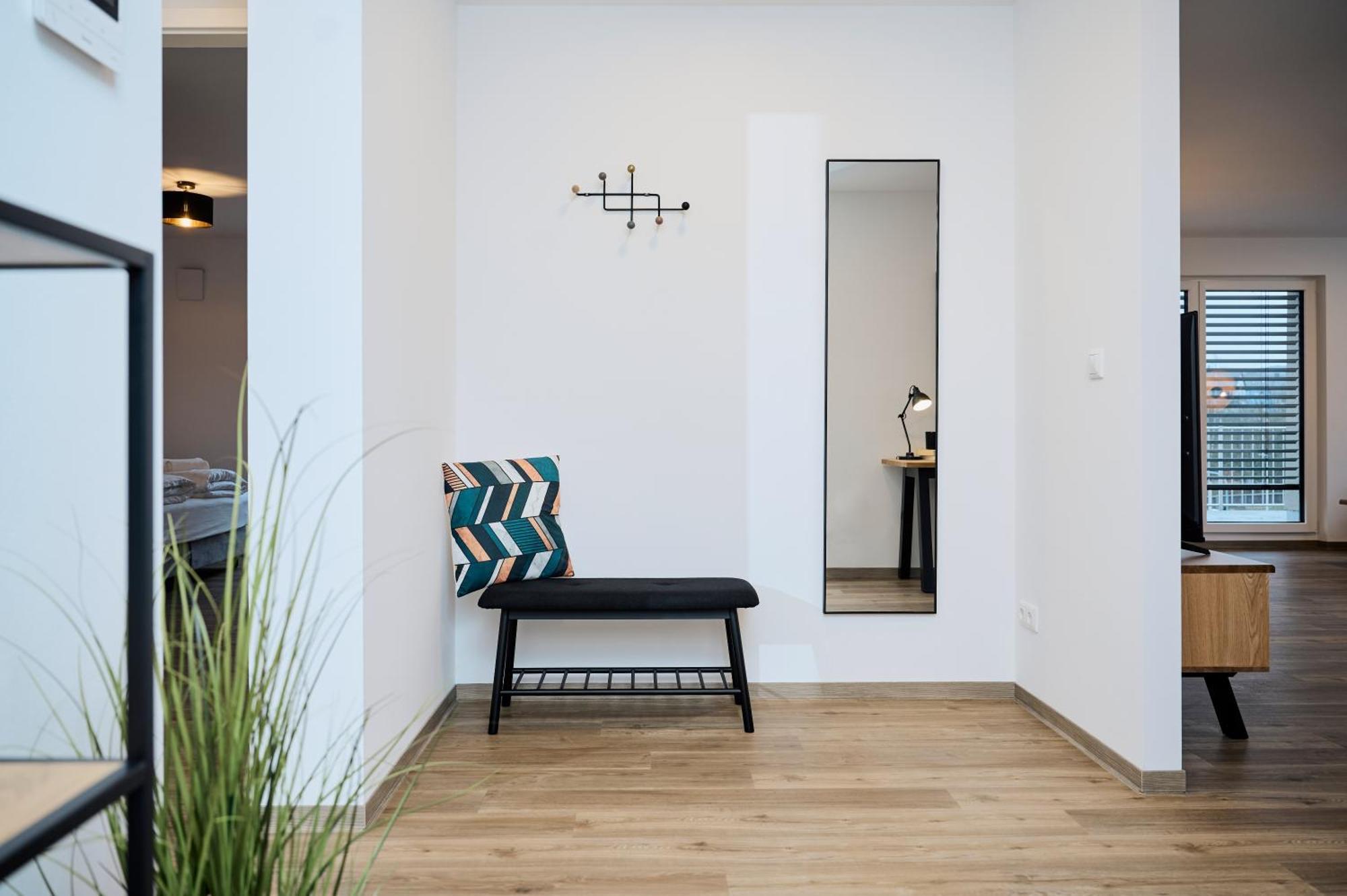 Moderne Apartments Mit Highspeed-Wlan Und Gratis-Tiefgarage Ihr Perfekter Rueckzugsort Nahe Dem Zentrum Und Der Therme I Barrierearm Бад-Кіссінген Екстер'єр фото