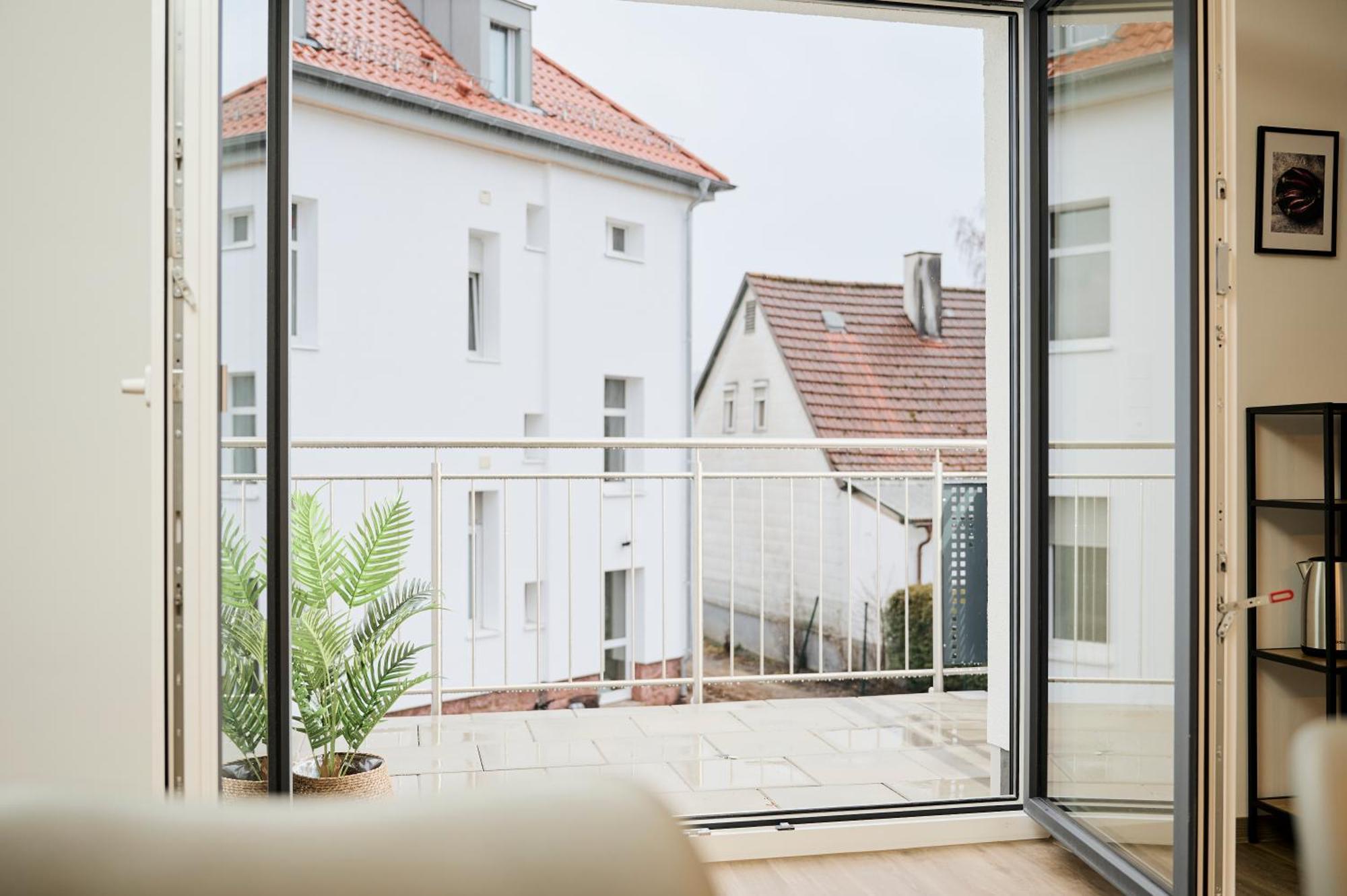 Moderne Apartments Mit Highspeed-Wlan Und Gratis-Tiefgarage Ihr Perfekter Rueckzugsort Nahe Dem Zentrum Und Der Therme I Barrierearm Бад-Кіссінген Екстер'єр фото