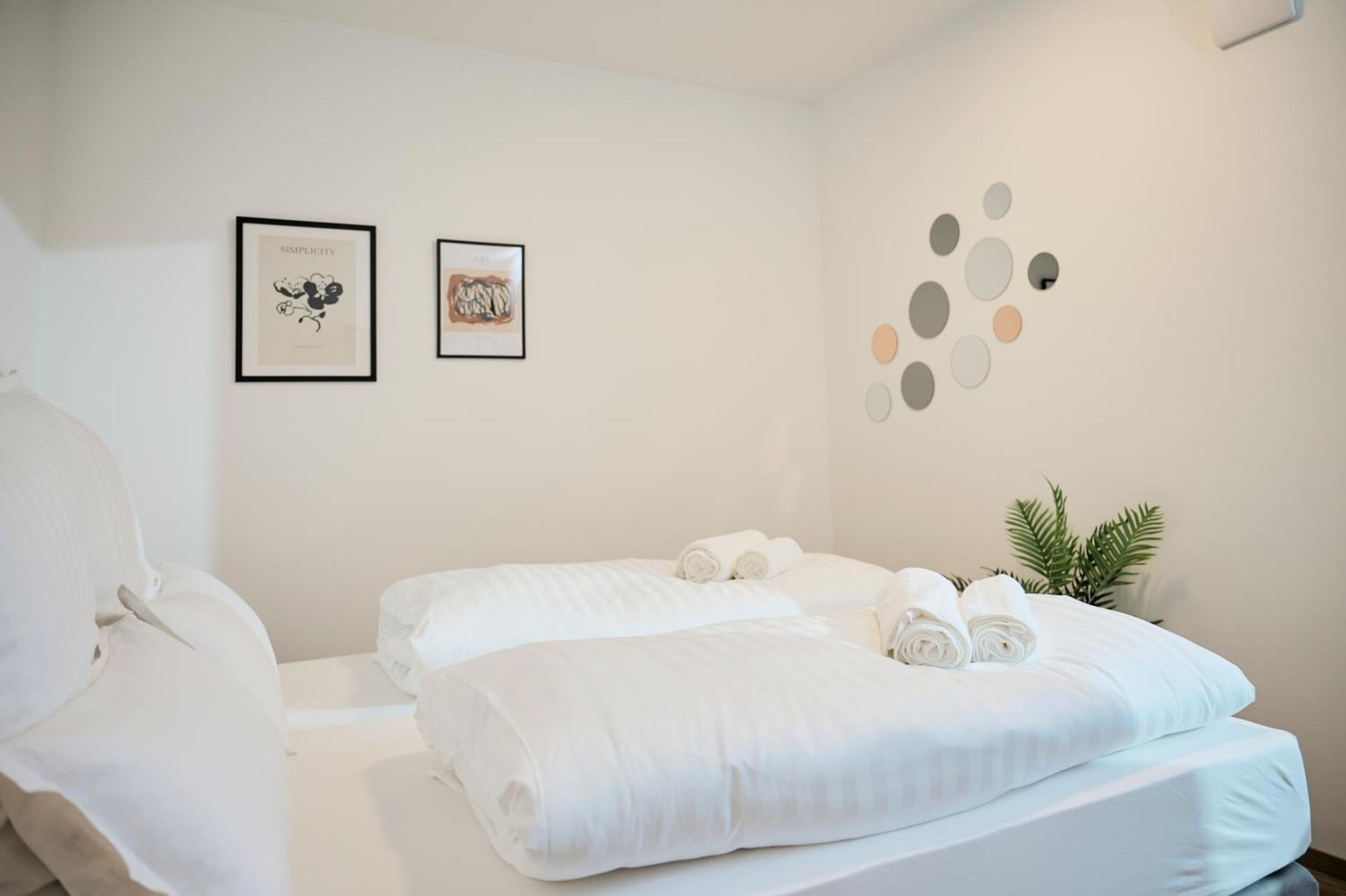 Moderne Apartments Mit Highspeed-Wlan Und Gratis-Tiefgarage Ihr Perfekter Rueckzugsort Nahe Dem Zentrum Und Der Therme I Barrierearm Бад-Кіссінген Екстер'єр фото
